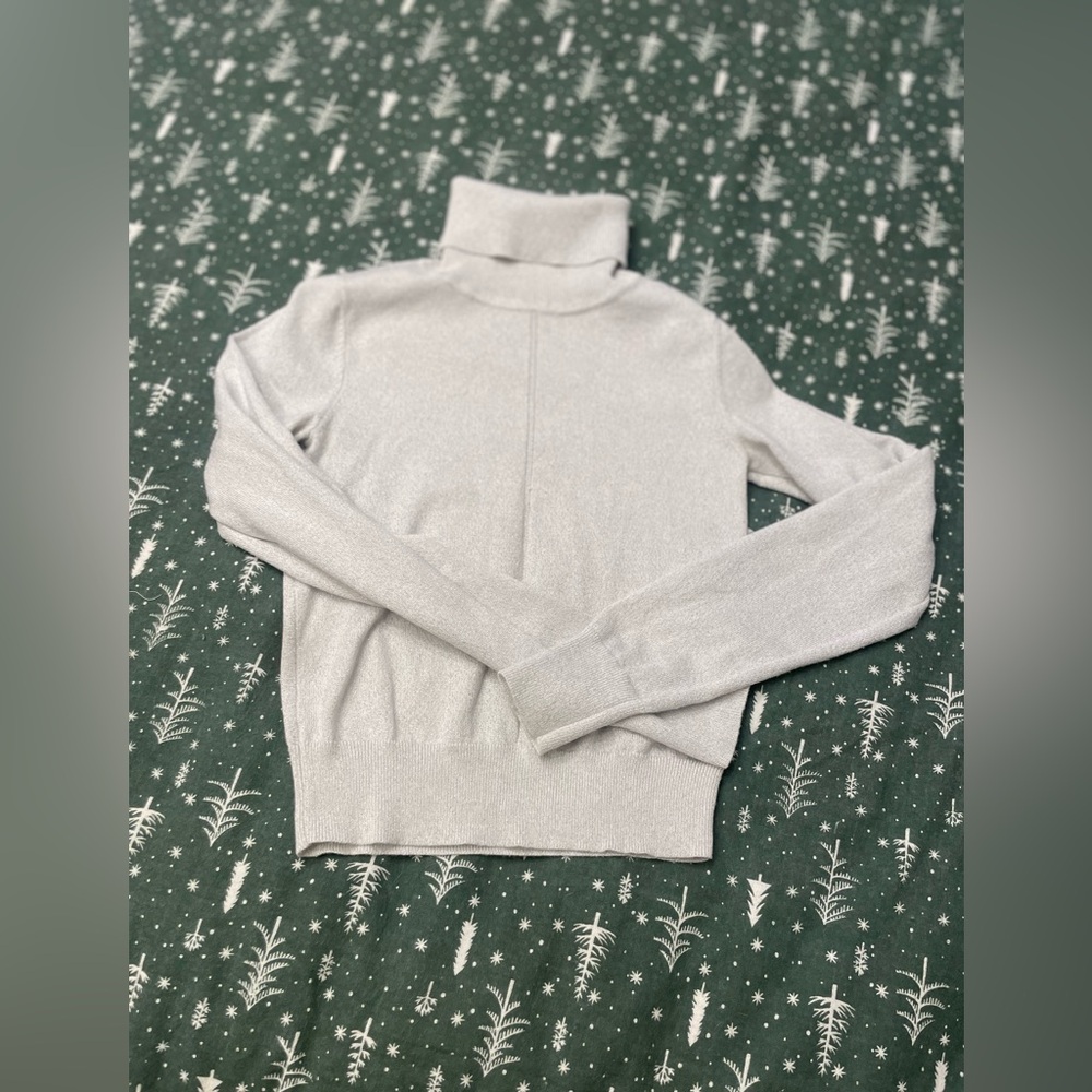 Abercrombie & Fitch Women's Cream Turtleneck Sweater